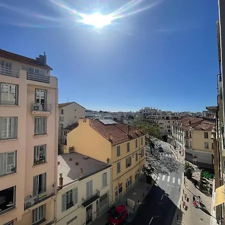 Au Coeur De Apartment *